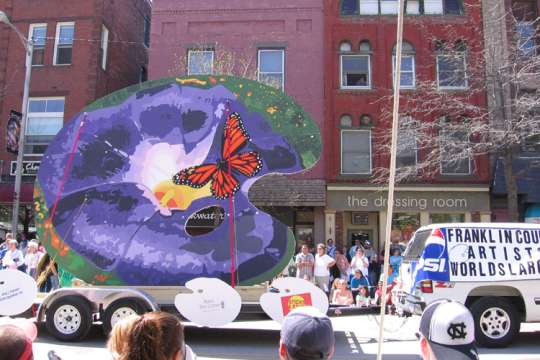 World's Largest Palette at the Maple Festival Parade